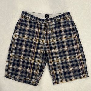 Gap Men’s Shorts Size 33,  100% Cotton